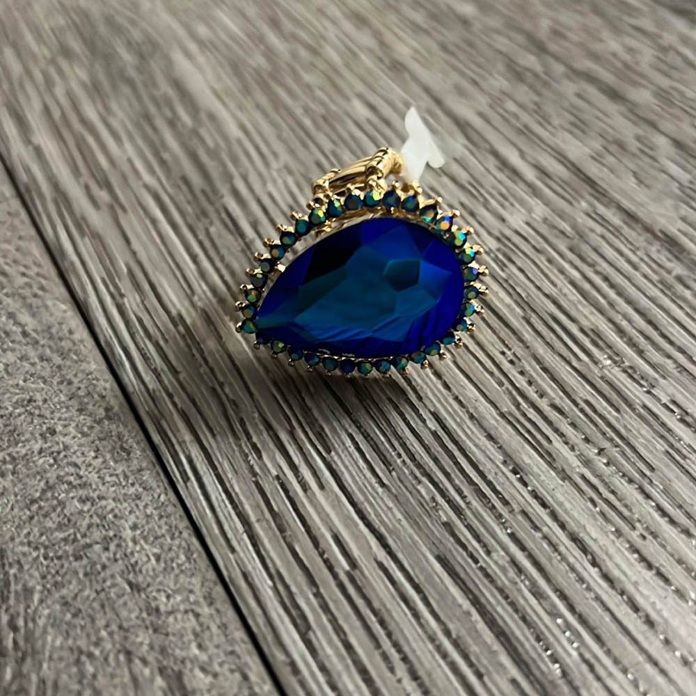 Brand new womens ring